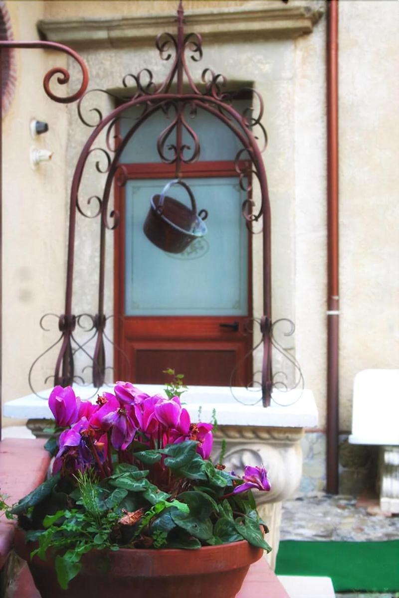 Hotel Florio Castiglione De Sicilia Εξωτερικό φωτογραφία